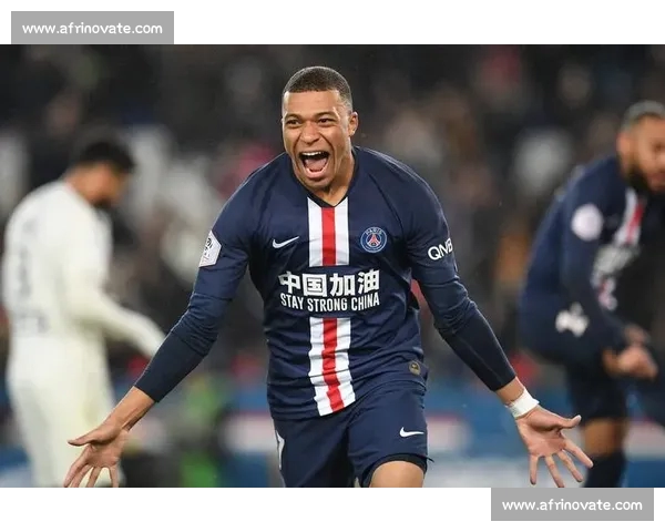 高清流畅足球赛事直播APP下载畅享实时精彩对决全程不漏每一球 - 副本 - 副本 (21) - 副本