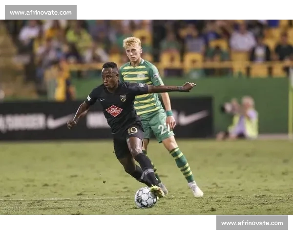 高清足球赛事直播APP下载指南畅享全球赛场精彩即时比分数据分析权威解说 - 副本 (65) - 副本 - 副本